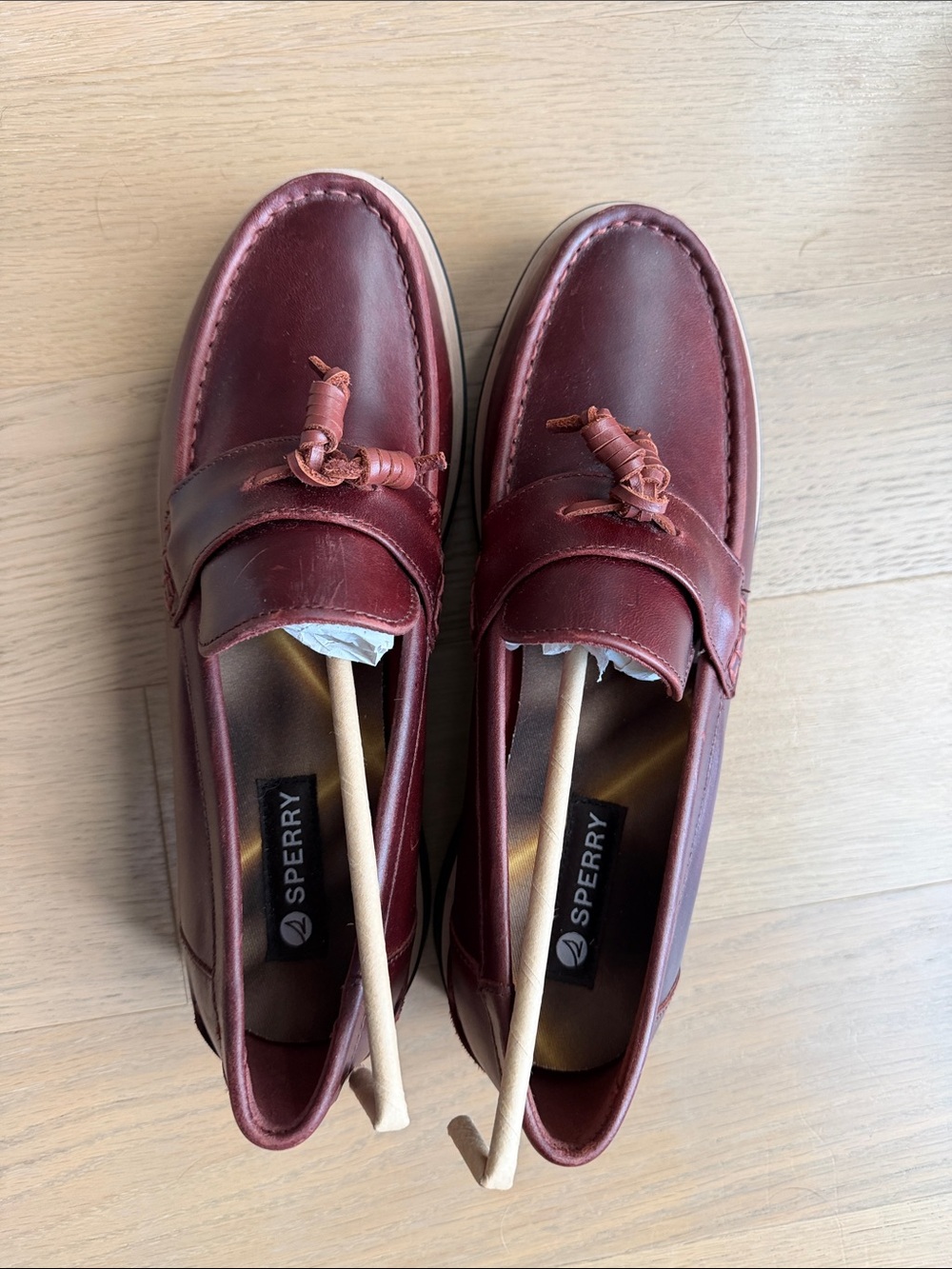 Brand New - Sperry Women's Burgundy Leather Tassel Loafers - Picture 2 of 4